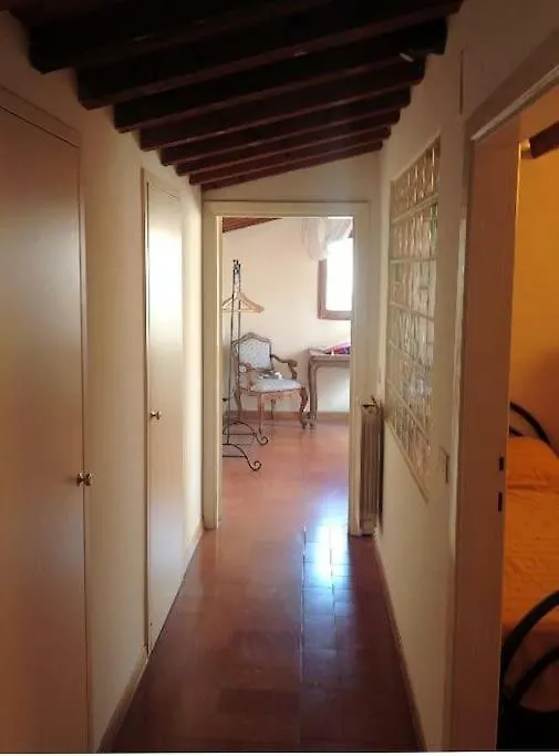 Cozy Rooftop On Arno River Apartment Florence