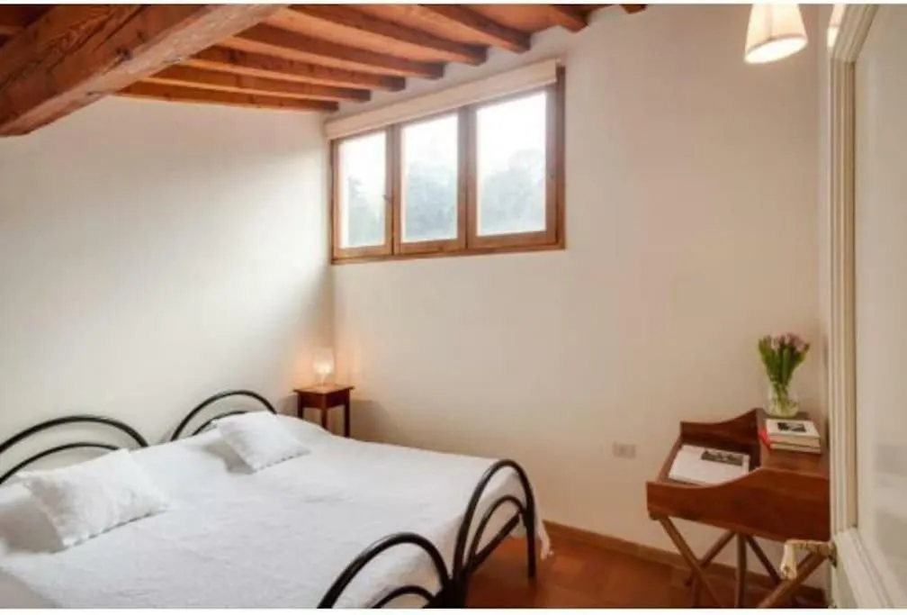 Cozy Rooftop On Arno River Apartment Florence