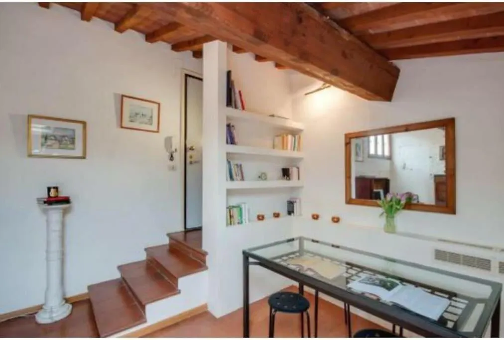 Cozy Rooftop On Arno River Apartment Florence